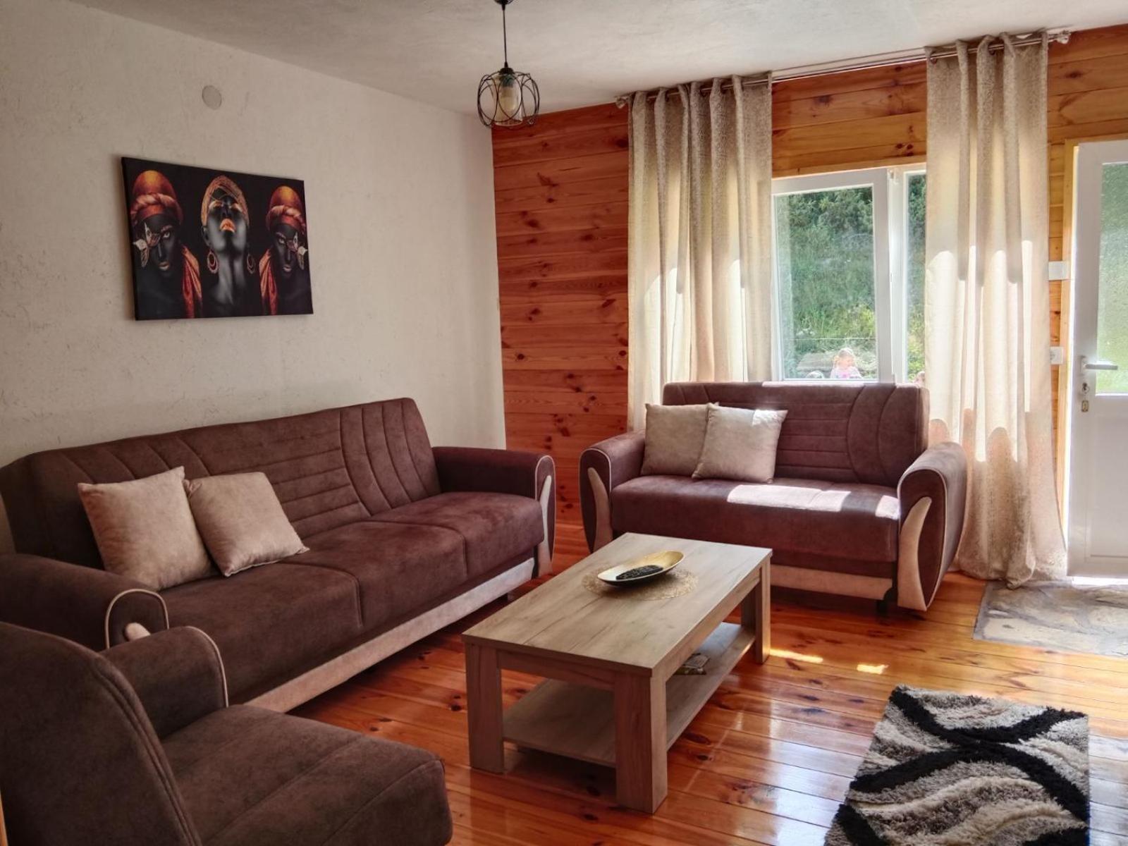 Djole I Nika Апартаменти